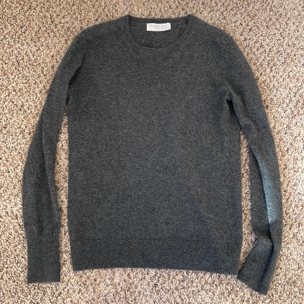 Everlane cashmere sweater